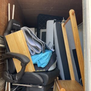 岡山市中区でベッドや椅子などの不用品回収