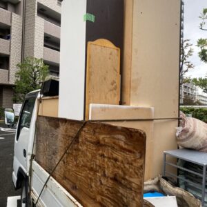 倉敷市の集合住宅でタンスや小物を回収‼